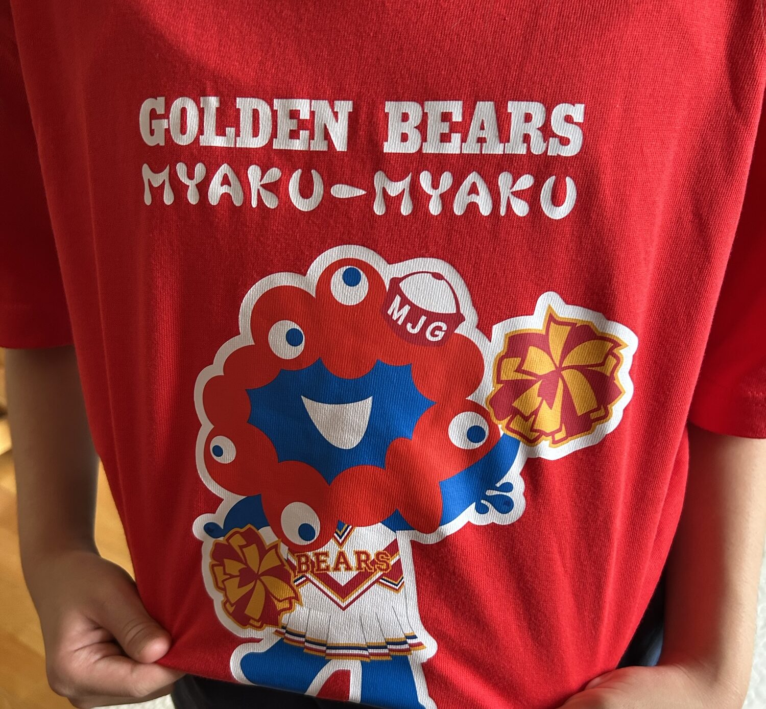 GOLDEN BEARSとミャクミャクのコラボTシャツ（赤）